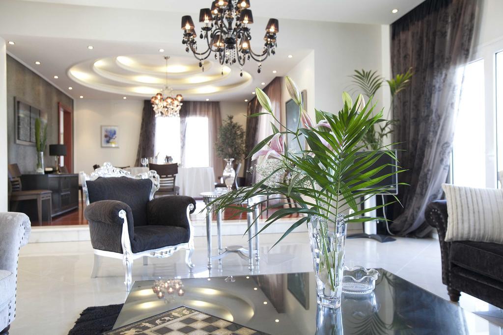 Villa Elena Peraía Extérieur photo