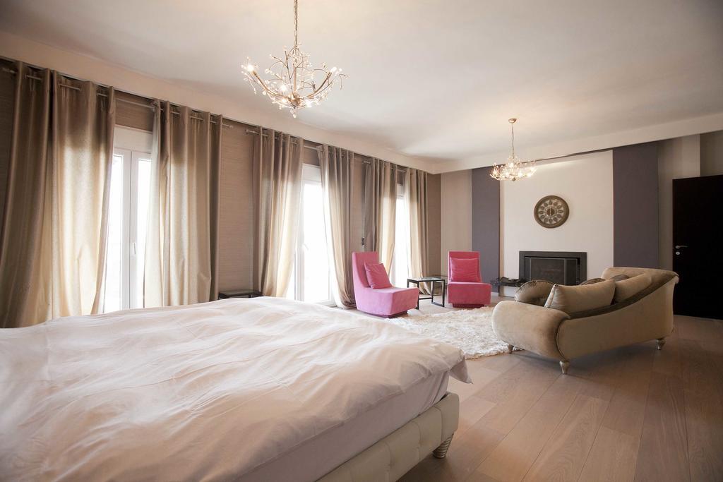 Villa Elena Peraía Extérieur photo