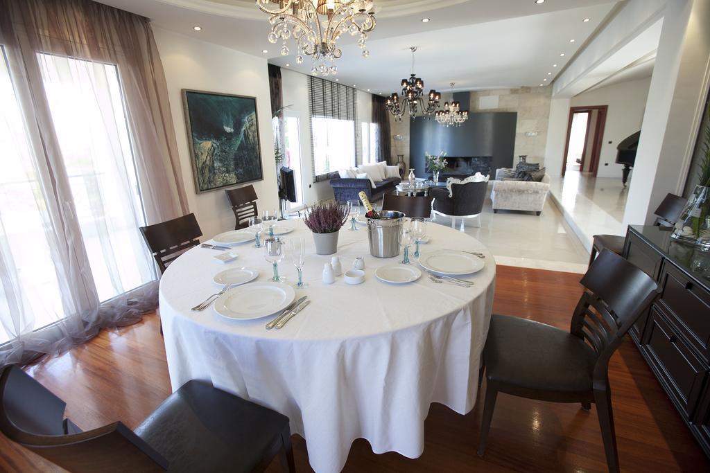 Villa Elena Peraía Extérieur photo